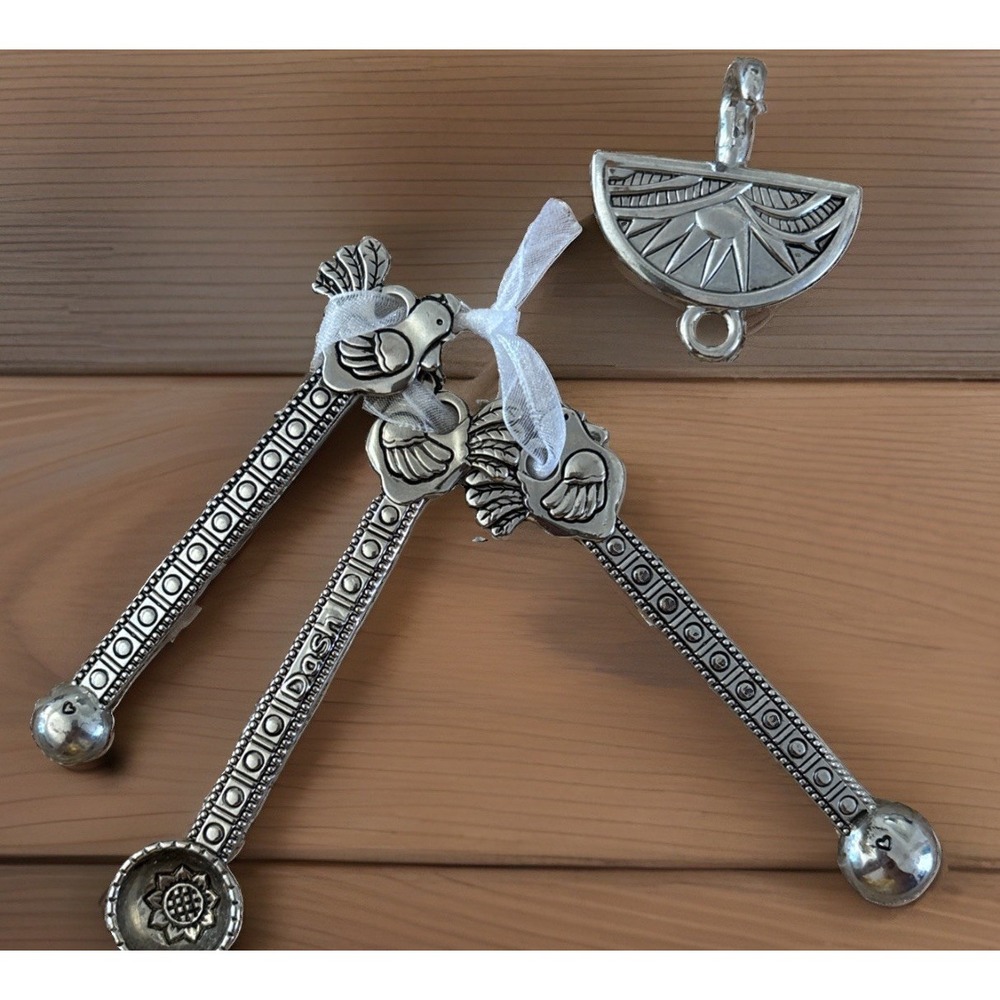 Retired Ganz Silver Zinc Alloy Rooster Sunflower Measuring Spoon & Hanger Set